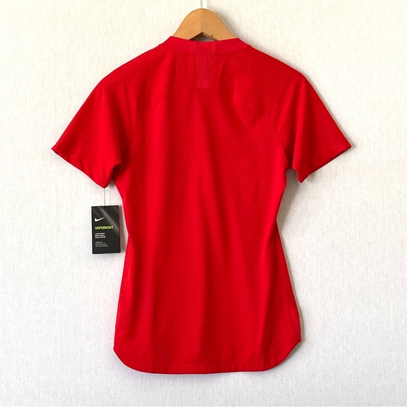 Nike Women's Canada 2019-20 Vaporknit Authentic Red Soccer Jersey XS - Picture 3 of 5